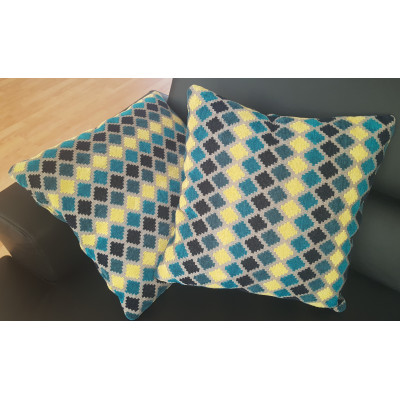 Okrasna blazina - Karo